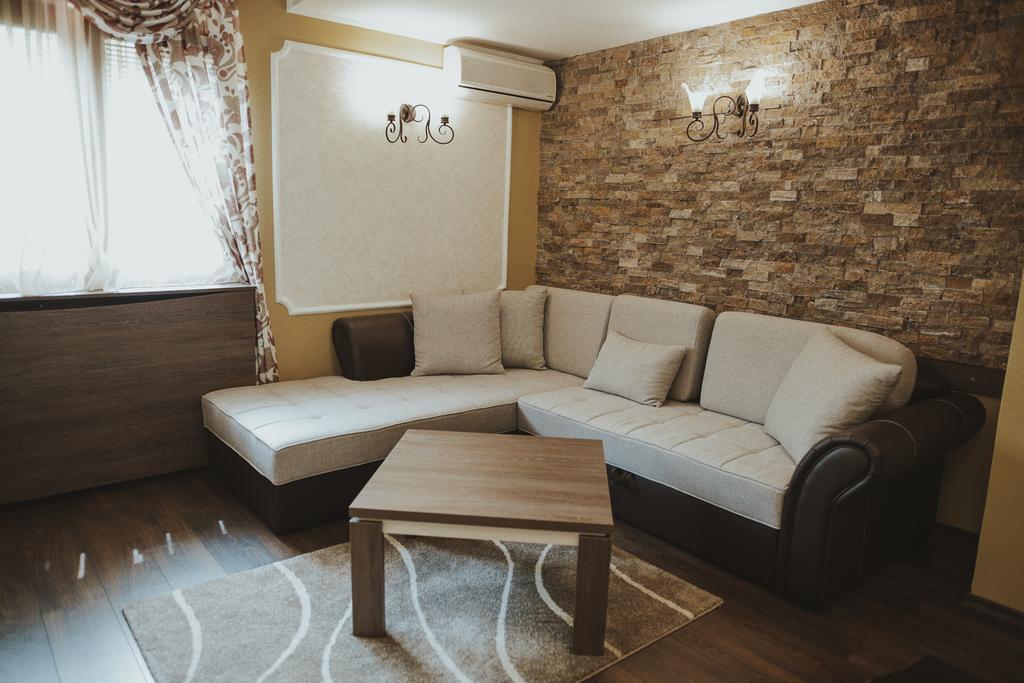 Hotel Sumski Feneri Manastır Dış mekan fotoğraf