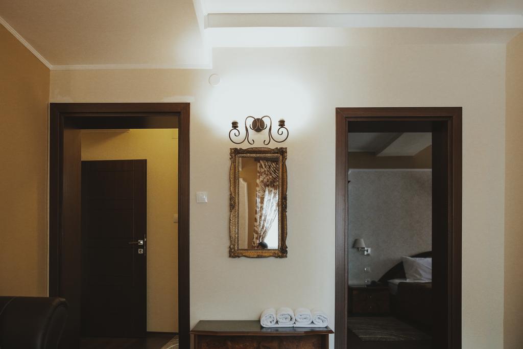 Hotel Sumski Feneri Manastır Dış mekan fotoğraf